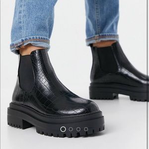ASOS never been worn Chelsea boots NWOT